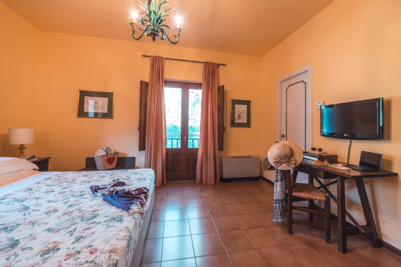 Hotel Villa Sirina Taormina Exterior foto